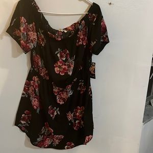 Off should casual dress size XL NEW WITH TAGS